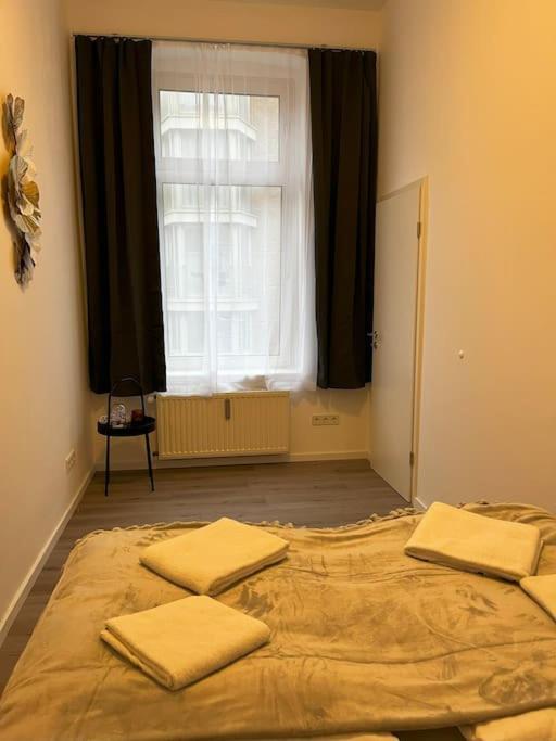 City Apartment On The Rhine, Keulen Buitenkant foto